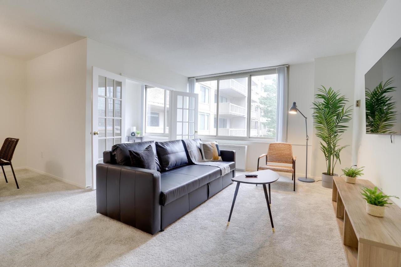 Awesome 1 Bedroom Apt + Den At Crystal City With Gym Arlington Exterior foto
