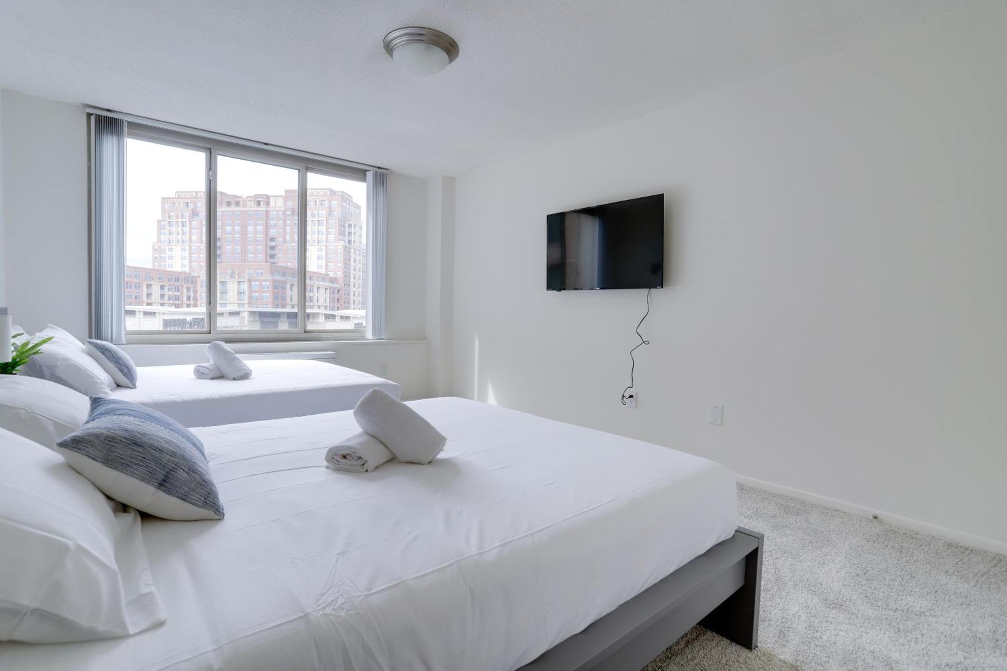 Awesome 1 Bedroom Apt + Den At Crystal City With Gym Arlington Exterior foto